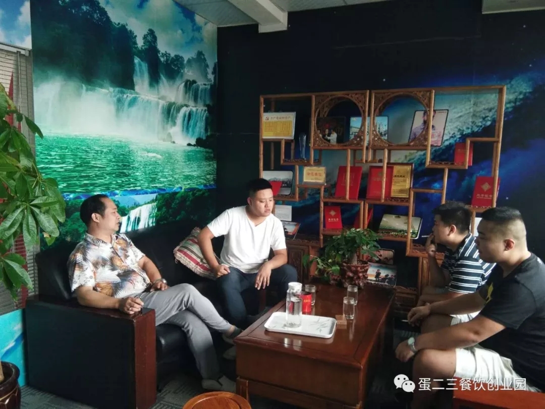【喜讯】网红嗲吧串串入驻西安市场,恭喜徐总!