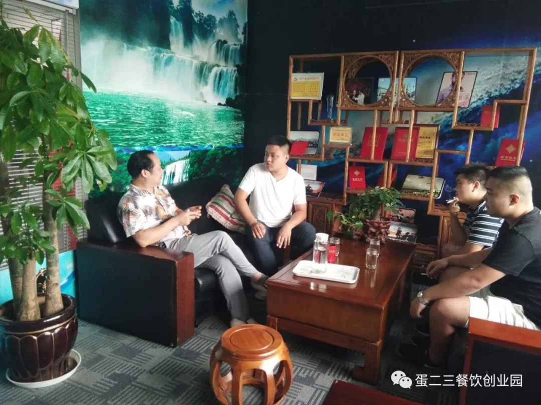 【喜讯】网红嗲吧串串入驻西安市场,恭喜徐总!