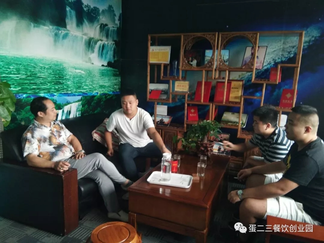 【喜讯】网红嗲吧串串入驻西安市场,恭喜徐总!